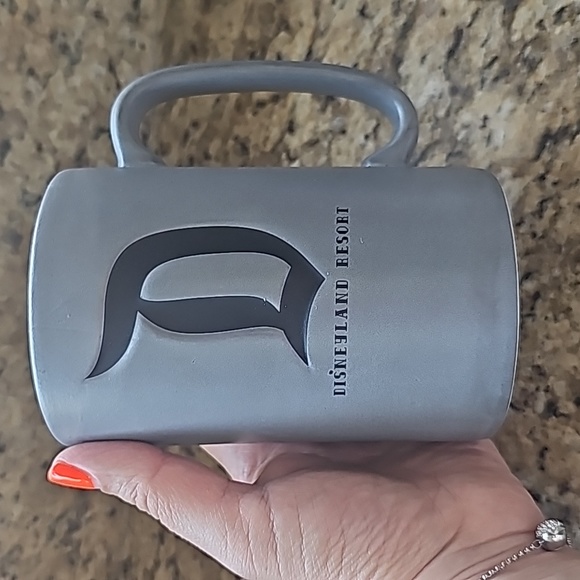 Disney Mickey Mouse 2018 mug - Picture 4 of 7